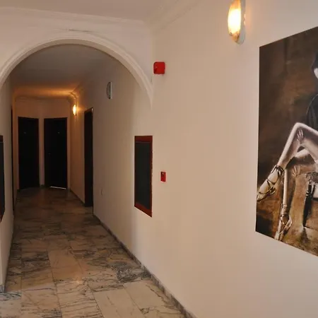 Fun Point מלון דירות אלאניה